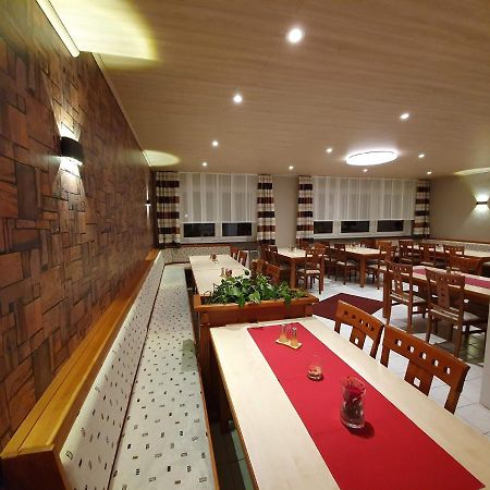 Gasthof Zum Goldenen Hirschen Hotel Geroldsgrun Екстериор снимка