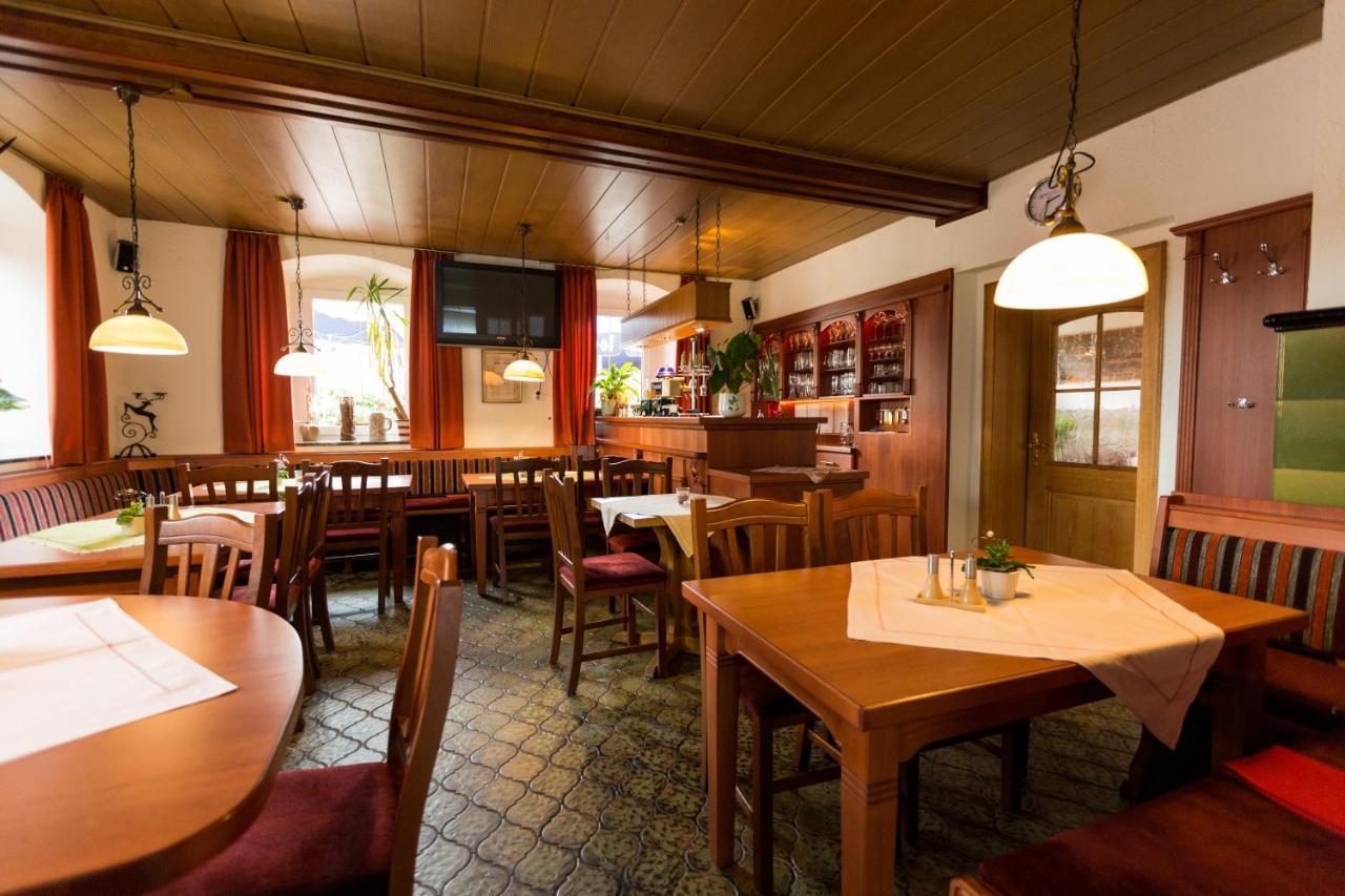 Gasthof Zum Goldenen Hirschen Hotel Geroldsgrun Екстериор снимка